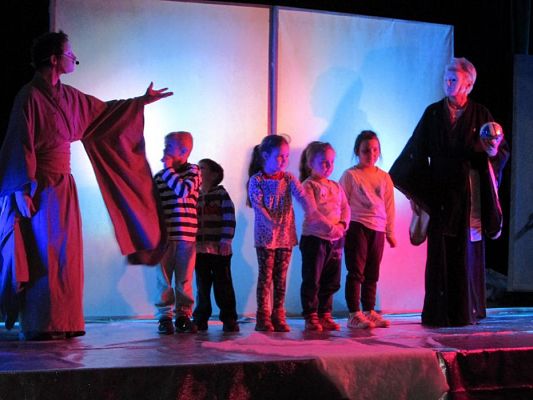 Grafika #35: 25.04.2016 Bajka japońska pt. "Wielka przygoda Luli"