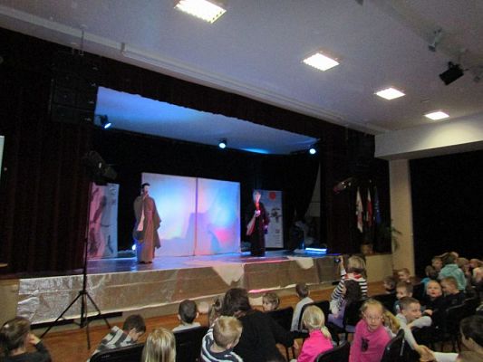 Grafika #38: 25.04.2016 Bajka japońska pt. "Wielka przygoda Luli"