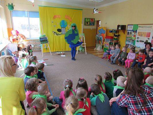 Grafika #3: 21.04.2016 Dzień Ziemi