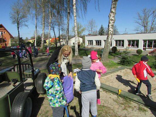 Grafika #43: 21.04.2016 Dzień Ziemi