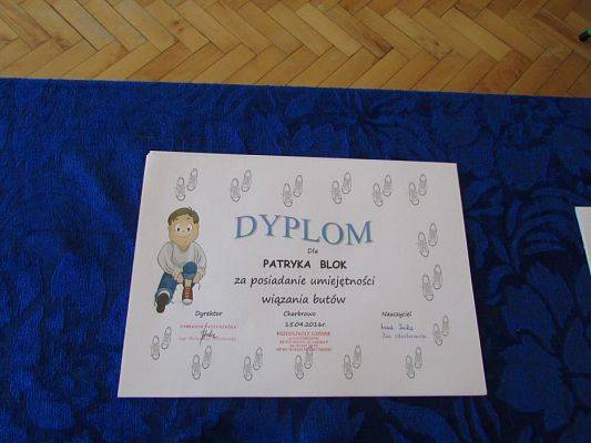 Grafika #3: 15.04.2016 Zakończenie zajęć pt."Nauka wiązania butów"