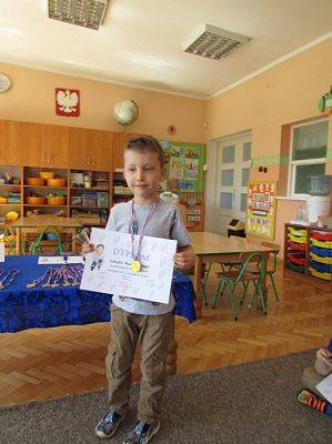 Grafika #14: 15.04.2016 Zakończenie zajęć pt."Nauka wiązania butów"