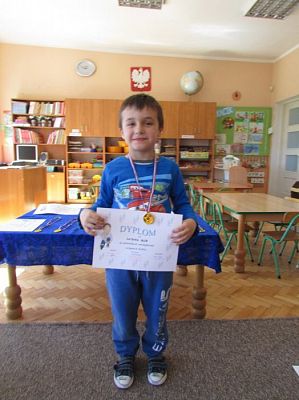 Grafika #21: 15.04.2016 Zakończenie zajęć pt."Nauka wiązania butów"