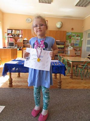 Grafika #25: 15.04.2016 Zakończenie zajęć pt."Nauka wiązania butów"