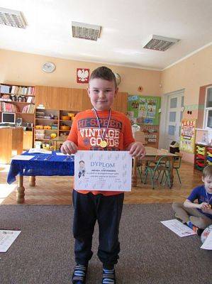 Grafika #33: 15.04.2016 Zakończenie zajęć pt."Nauka wiązania butów"