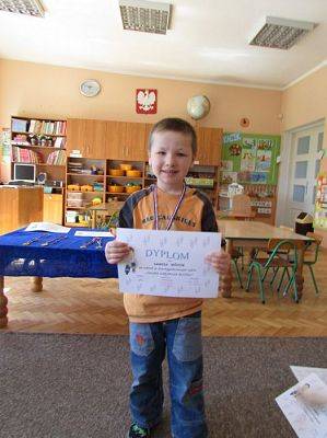 Grafika #40: 15.04.2016 Zakończenie zajęć pt."Nauka wiązania butów"