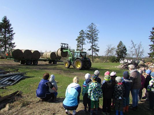 Grafika #60: 08.04.2016 Wycieczka do gospodarstwa rolnego dziadka Zosi