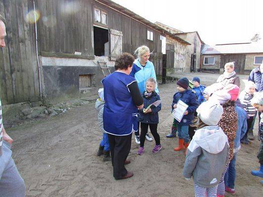 Grafika #94: 08.04.2016 Wycieczka do gospodarstwa rolnego dziadka Zosi