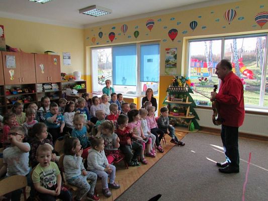 Grafika #6: 01.04.2016 Koncert muzyczny pt."Muzyka ze smyka"