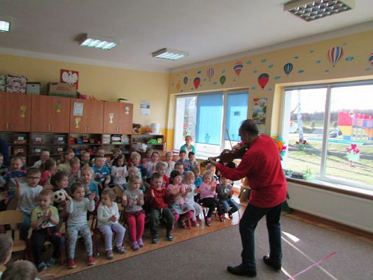 Grafika #10: 01.04.2016 Koncert muzyczny pt."Muzyka ze smyka"