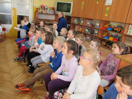 Grafika #14: 01.04.2016 Koncert muzyczny pt."Muzyka ze smyka"