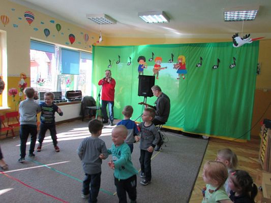 Grafika #23: 01.04.2016 Koncert muzyczny pt."Muzyka ze smyka"