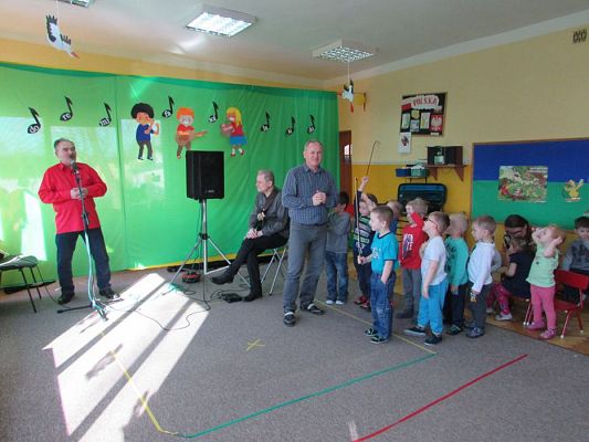 Grafika #43: 01.04.2016 Koncert muzyczny pt."Muzyka ze smyka"