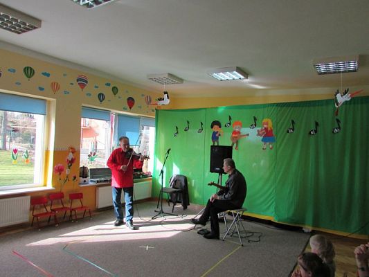 Grafika #54: 01.04.2016 Koncert muzyczny pt."Muzyka ze smyka"