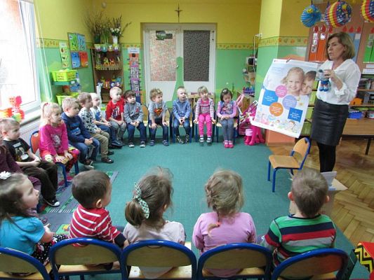 Grafika #11: 09.03.2016 Udział w projekcie - "Dzieciństwo bez próchnicy"