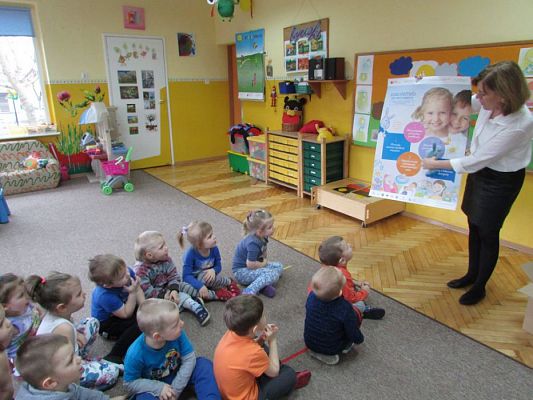 Grafika #27: 09.03.2016 Udział w projekcie - "Dzieciństwo bez próchnicy"