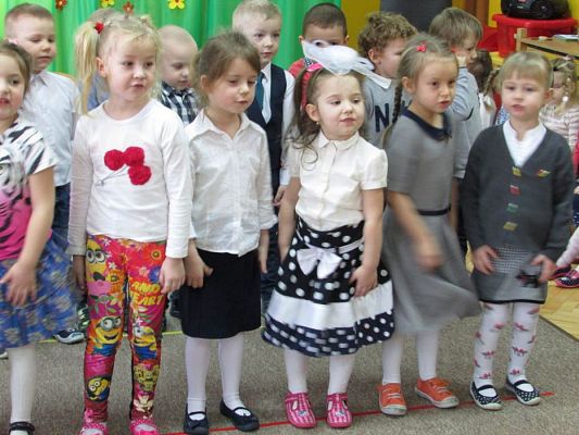 Grafika #21: 08.03.2016 - Dzień Kobiet