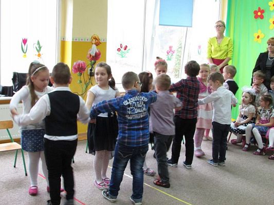 Grafika #36: 08.03.2016 - Dzień Kobiet