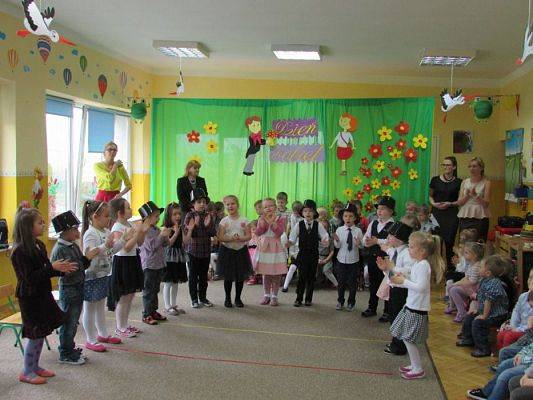 Grafika #59: 08.03.2016 - Dzień Kobiet