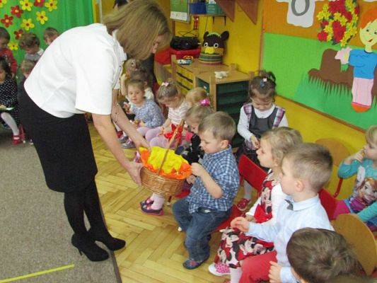 Grafika #72: 08.03.2016 - Dzień Kobiet