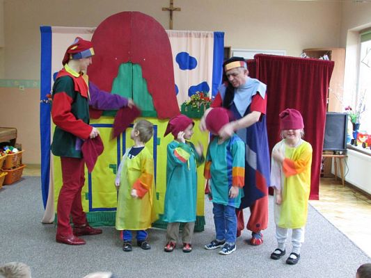 Grafika #12: 04.03.2016 - Przedstawienie "Lulek i Pulek w teatrze"