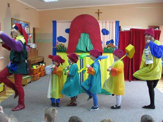 Grafika #19: 04.03.2016 - Przedstawienie "Lulek i Pulek w teatrze"