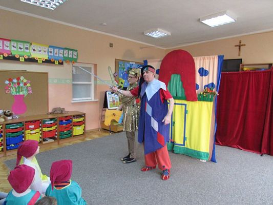 Grafika #26: 04.03.2016 - Przedstawienie "Lulek i Pulek w teatrze"