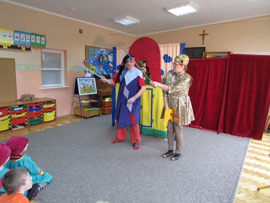 Grafika #28: 04.03.2016 - Przedstawienie "Lulek i Pulek w teatrze"