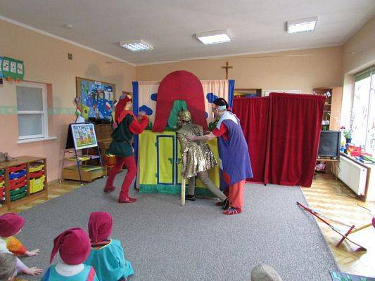 Grafika #30: 04.03.2016 - Przedstawienie "Lulek i Pulek w teatrze"