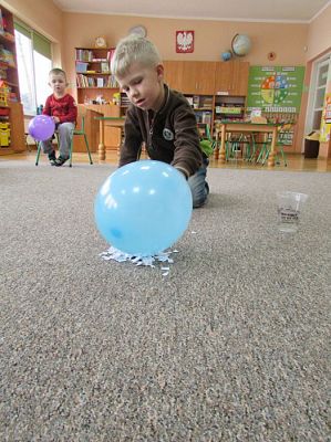 Grafika #9: 26.02.2016 - Balonowe ZOO, nauka skręcania balonów