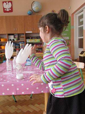 Grafika #21: 26.02.2016 - Balonowe ZOO, nauka skręcania balonów