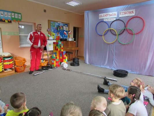 Grafika #0: 24.02.2016-Pokaz strongmana p.Mirosława Kramek