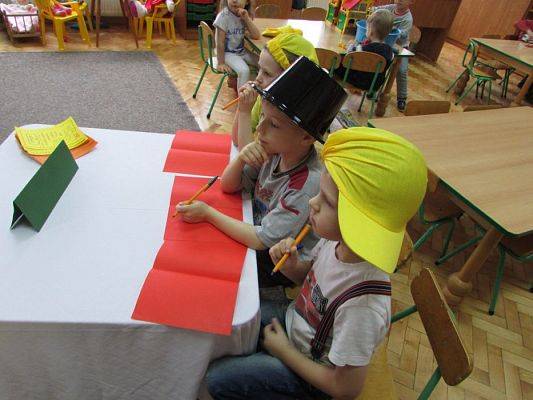 Grafika #31: 23.02.2016 - W tanecznym rytmie