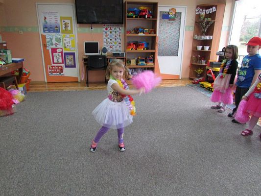 Grafika #40: 23.02.2016 - W tanecznym rytmie