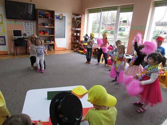 Grafika #59: 23.02.2016 - W tanecznym rytmie