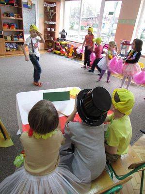 Grafika #64: 23.02.2016 - W tanecznym rytmie