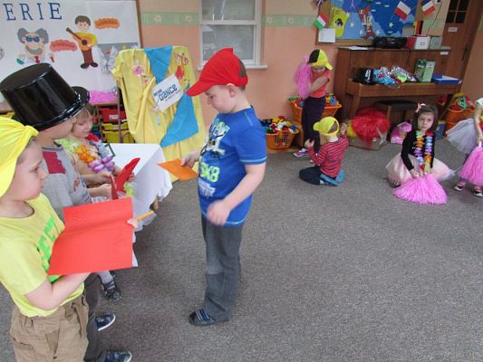 Grafika #68: 23.02.2016 - W tanecznym rytmie