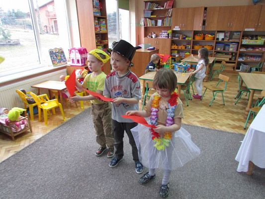 Grafika #71: 23.02.2016 - W tanecznym rytmie