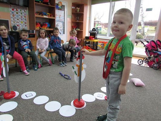 Grafika #8: 22.02.2016 - Quiz zimowy - gra planszowa