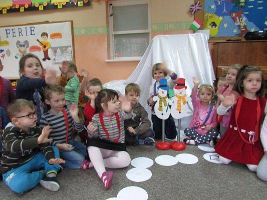 Grafika #11: 22.02.2016 - Quiz zimowy - gra planszowa