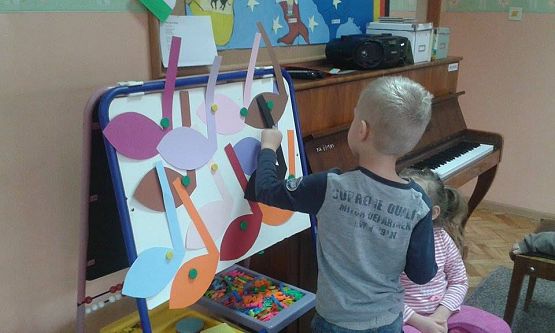 Grafika #6: 19.02.2016 - W krainie muzyki