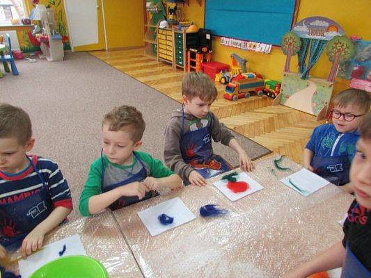 Grafika #2: 18.02.2016 - Zabawy z wełną czesankową