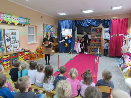 Grafika #2: 12.02.2016 - Pokaz mody aktorskiej