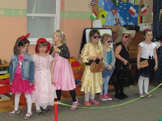 Grafika #7: 12.02.2016 - Pokaz mody aktorskiej