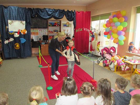 Grafika #23: 12.02.2016 - Pokaz mody aktorskiej