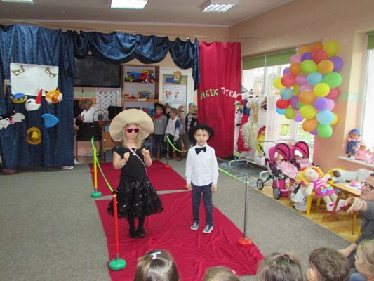 Grafika #32: 12.02.2016 - Pokaz mody aktorskiej