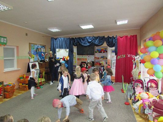 Grafika #47: 12.02.2016 - Pokaz mody aktorskiej