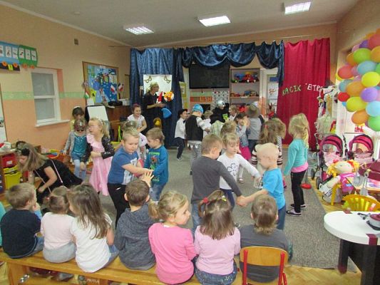 Grafika #50: 12.02.2016 - Pokaz mody aktorskiej