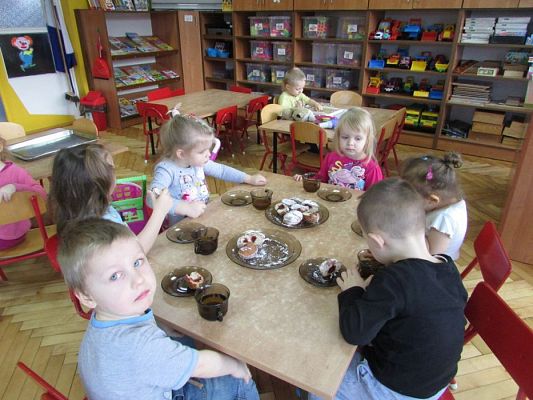 Grafika #0: 04.02.2016 - Tłusty Czwartek