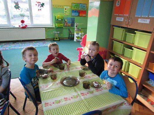 Grafika #3: 04.02.2016 - Tłusty Czwartek